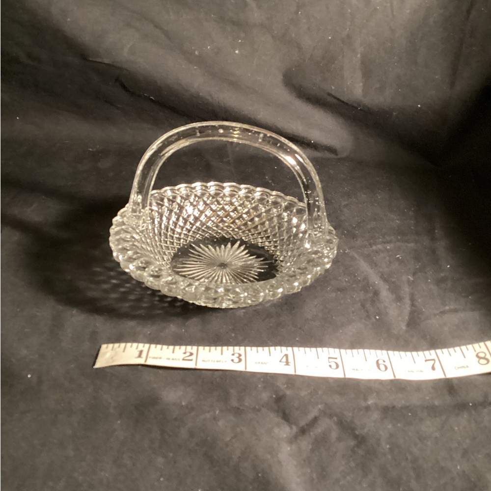 Vintage Westmoreland English Hobnail glass basket